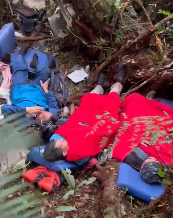 Kapolda Jambi dan rombongan korban kecelakaan heli
