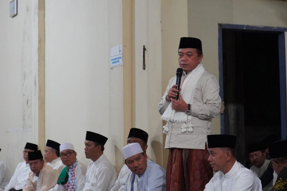 Gubernur Jambi Dr. H. Al Haris, S.Sos, MH