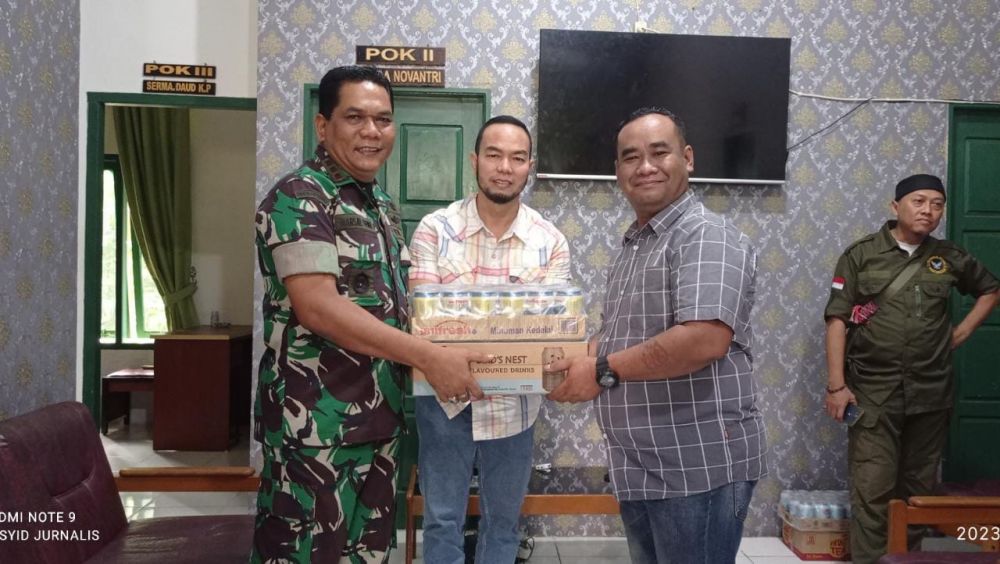 Penyerahan ini diserahkan secara simbolis oleh Dandim 0415/Jambi, Kolonel Inf Marsal Denny didampingi Danunit Inteldim 0415/Jambi Kapt Inf Amru beserta jajarannya.