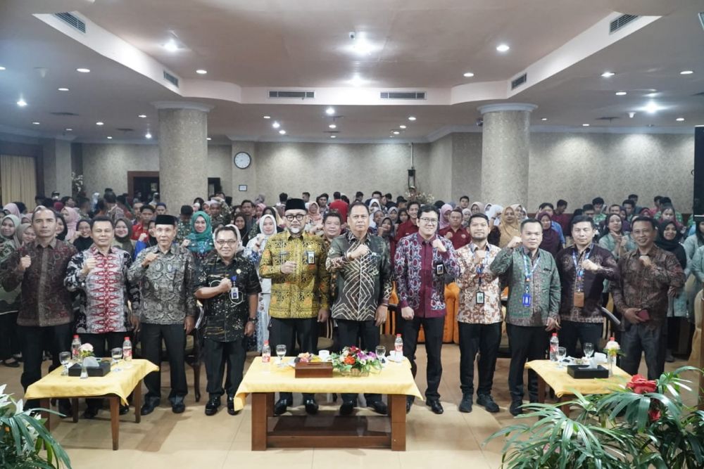 estival dan Lomba Seni Siswa Nasional Peserta Didik Berkebutuhan Khusus (FLS2N-PDBK) Tingkat Provinsi Jambi Tahun 2023, bertempat di Hotel Abadi Grand Jambi, Senin (03/07/2023) malam.