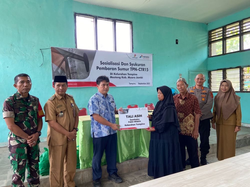 Kontraktor Kontrak Kerja Sama (KKKS) Pertamina EP Field Jambi menggelar sosialisasi dan syukuran Tajak Sumur Eksplorasi TPN-CTR15 di Aula Kantor Kelurahan Tempino Kecamatan Mestong Kabupaten Muaro Jambi Selasa, (05/09/23)