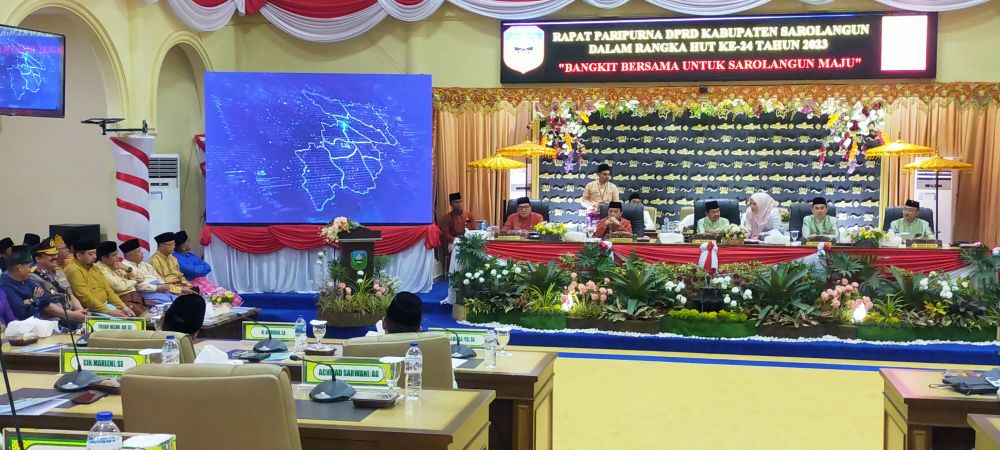 Suasana ruang paripurna DPRD