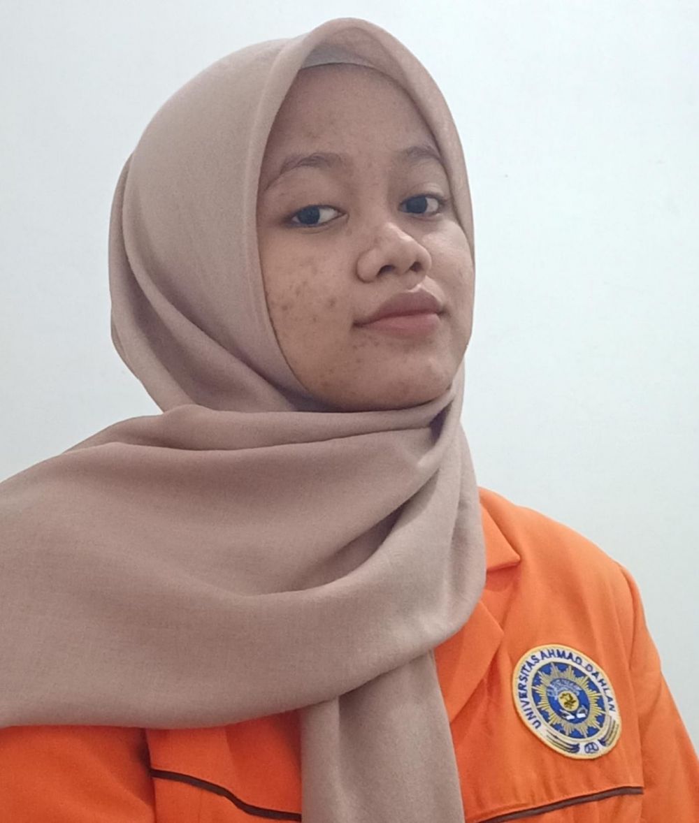  Zaina Talib  