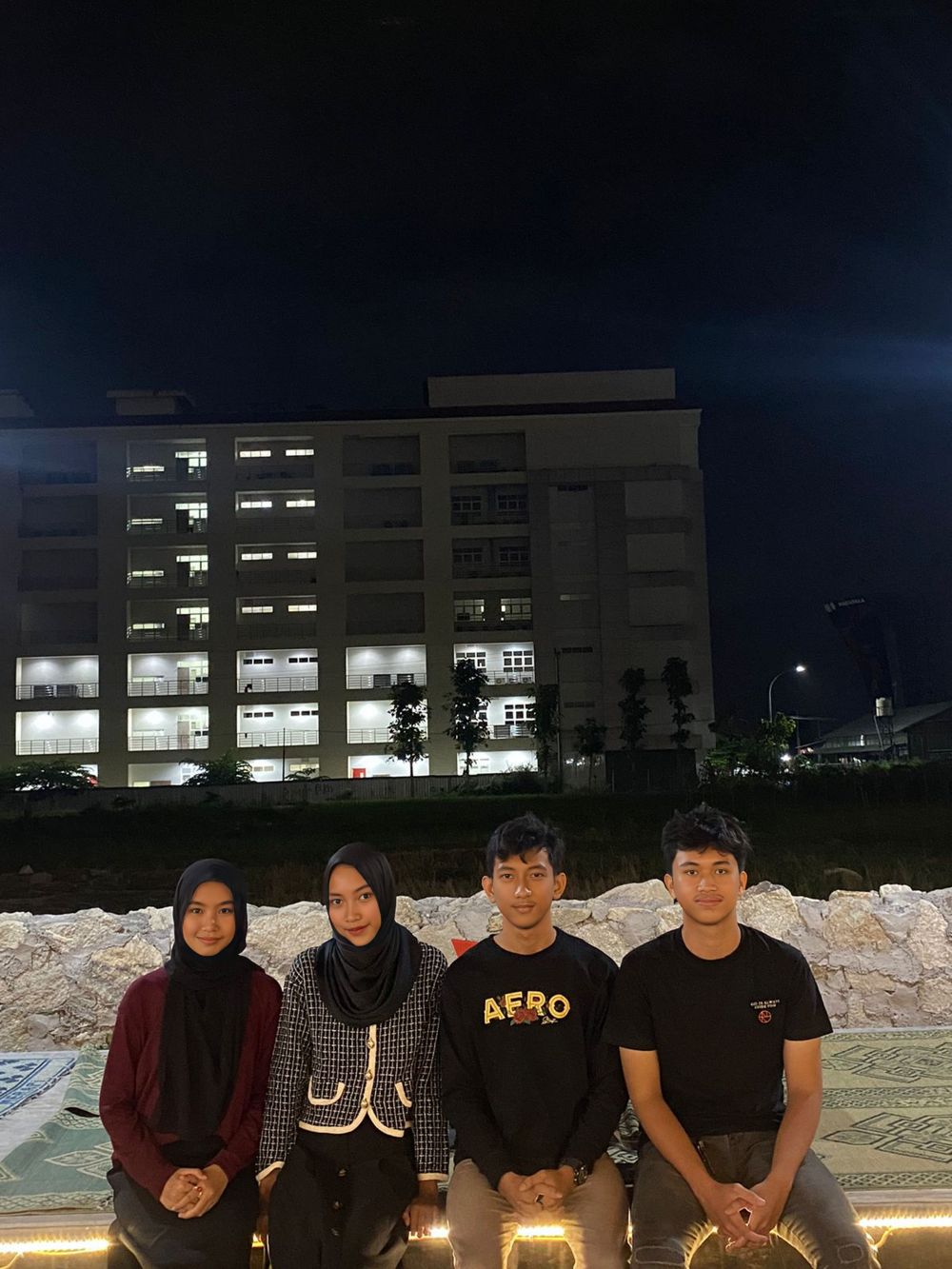 Hendrika Eko Febriansah,Azka Fahmi Panjaitan, Ananda Putri Devitasari, Shela Adesti Sofyanta