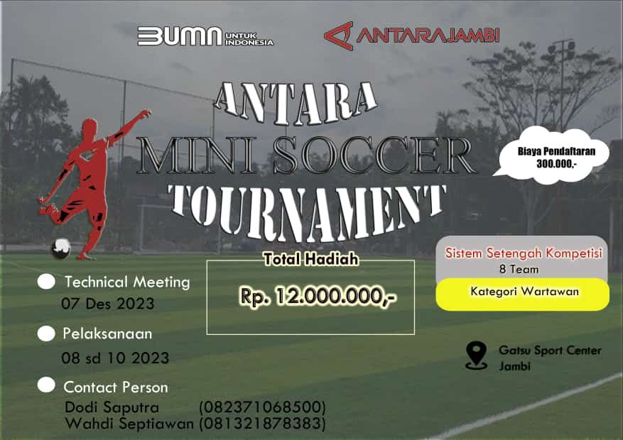 Lembaga Kantor Berita Nasional (LKBN) ANTARA Biro Jambi menggelar turnamen mini soccer khusus wartawan dalam rangka menyambut Hari Ulang Tahun (HUT) ke-86 LKBN ANTARA.
