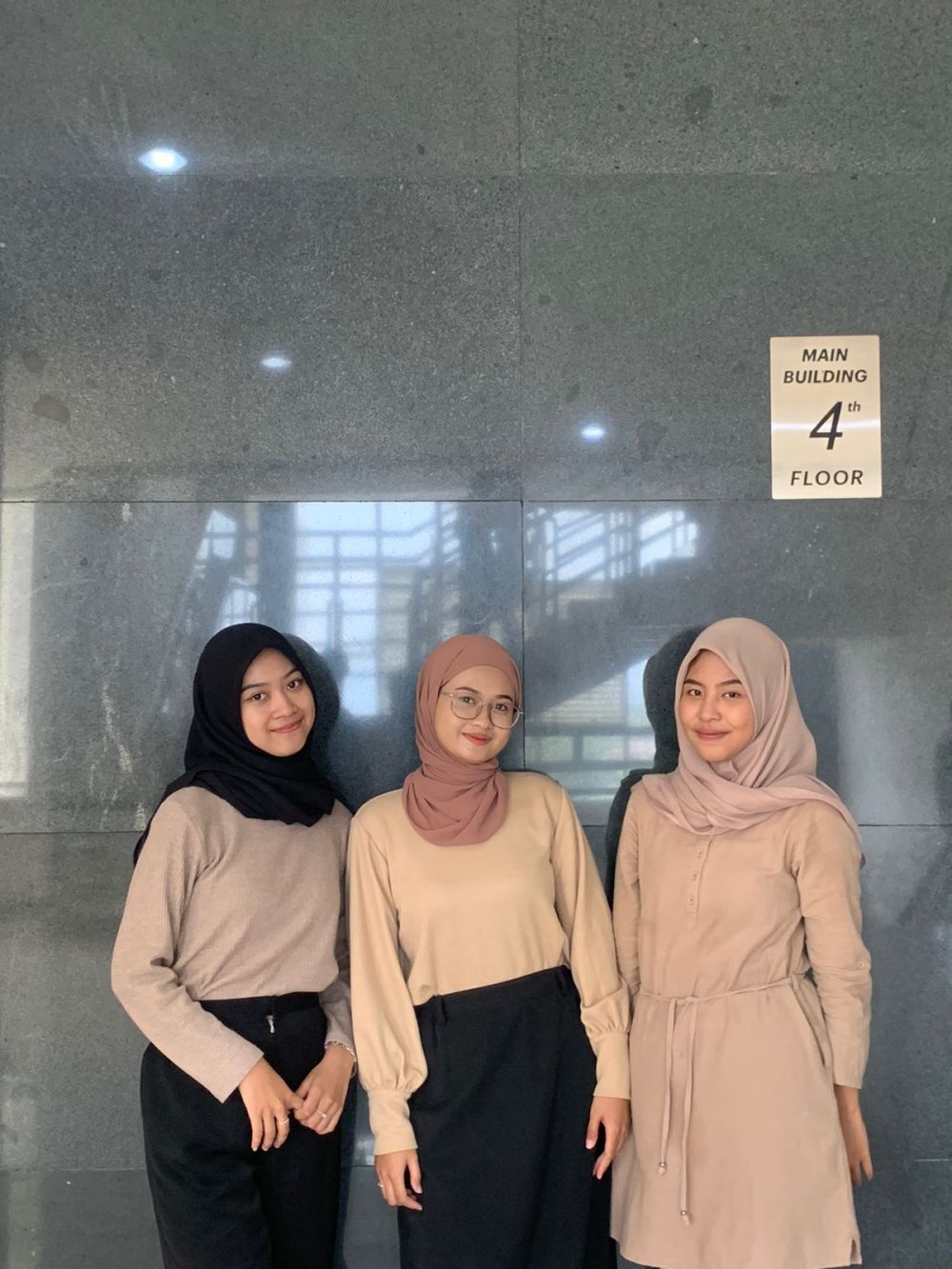 Dyah Kumala Sari, Amanda Dela Puspita, Safsna Raiyya Cahyanida