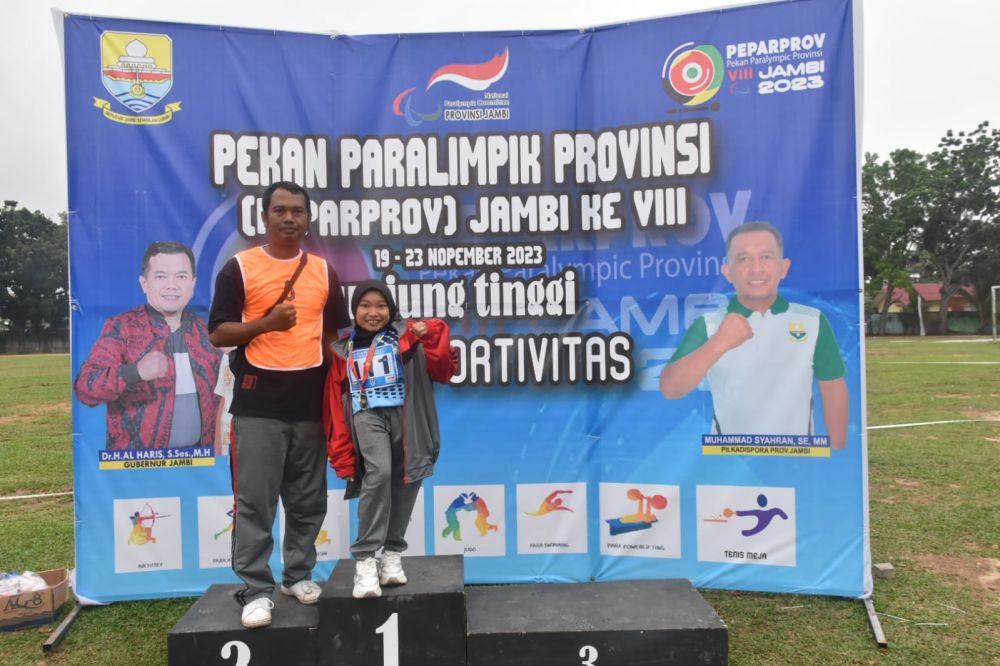 Salah seorang atlet NPCI Tebo yang berhasil meraih medali emas Cabor atletik