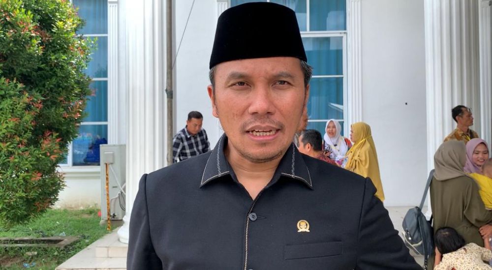 Ketua DPRD Provinsi Jambi, Edi Purwanto, Rabu (3/1)