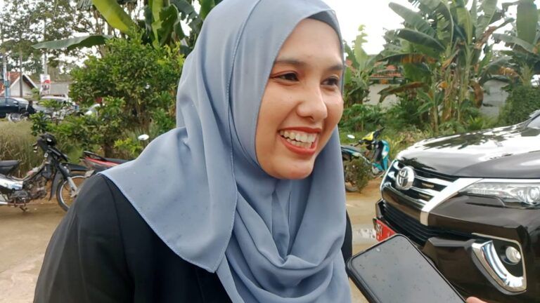 Ade Erma Suryani 