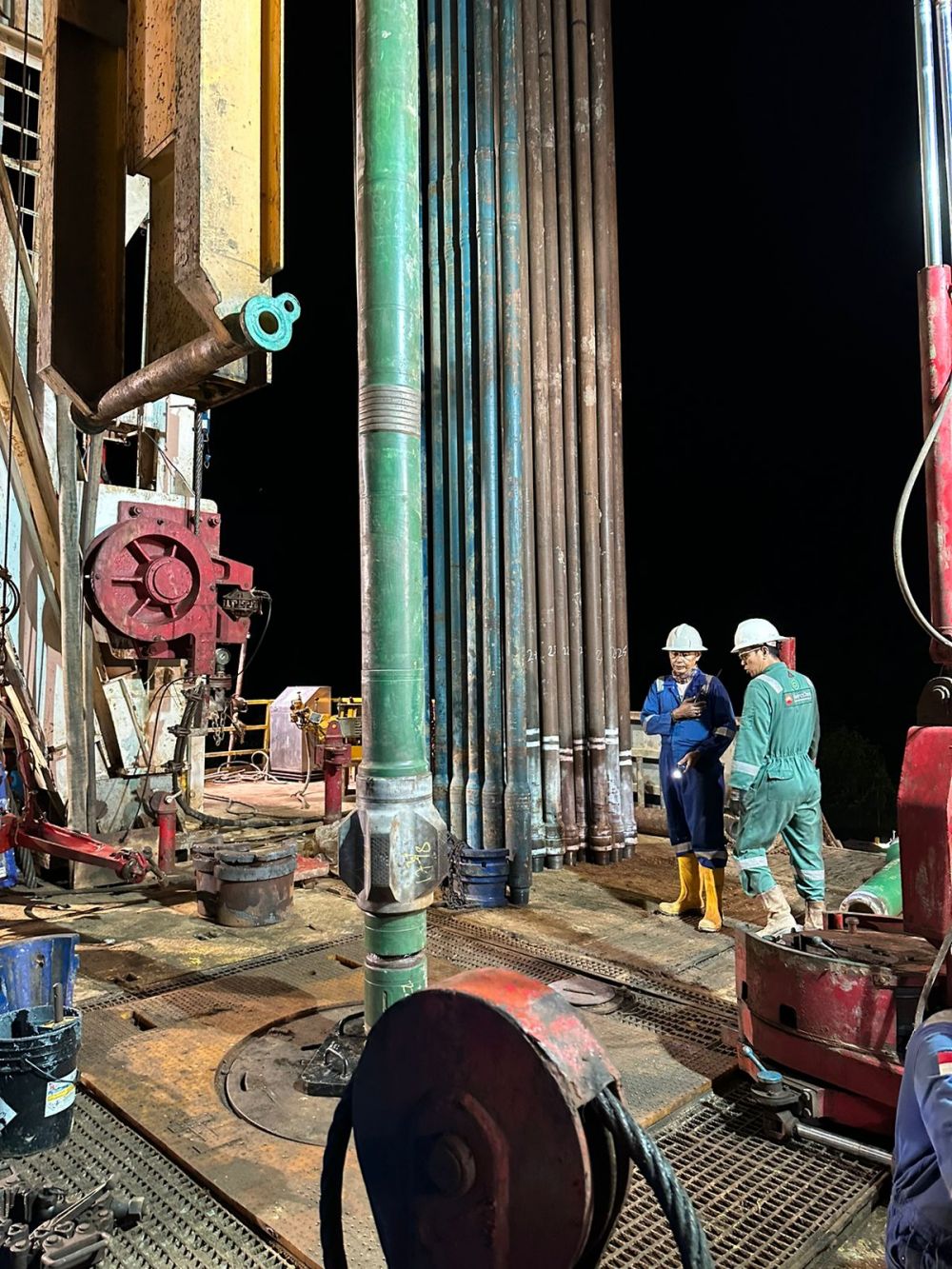 Saat melakukan tajak sumur eksplorasi NEB BASEMENT-3