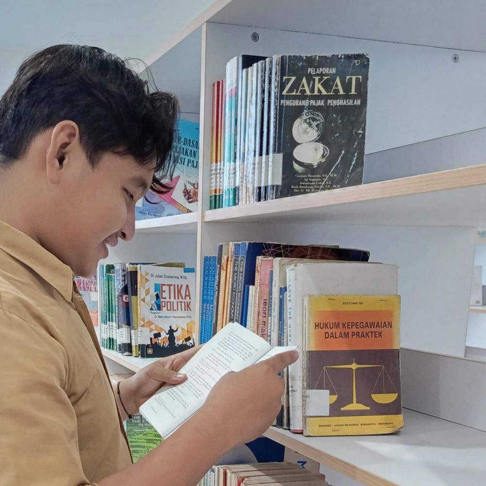 Daffa Ananda Lubis
Mahasiswa Ilmu Perpustakaan, Ilmu Sosial, Universitas Islam Negeri Sumatera Utara
 
