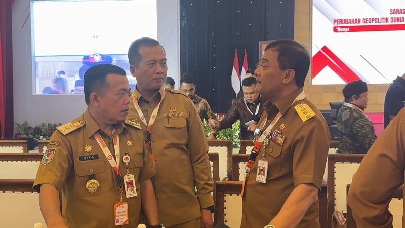 Gubernur Jambi Al Haris saat menghadiri sarasehan kebangsaan, Selasa (20/5).