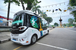 Wali Kota Maulana Wujudkan Wisata Hijau Terintegrasi : Bus Listrik Siap Hubungkan Tugu Keris - Candi