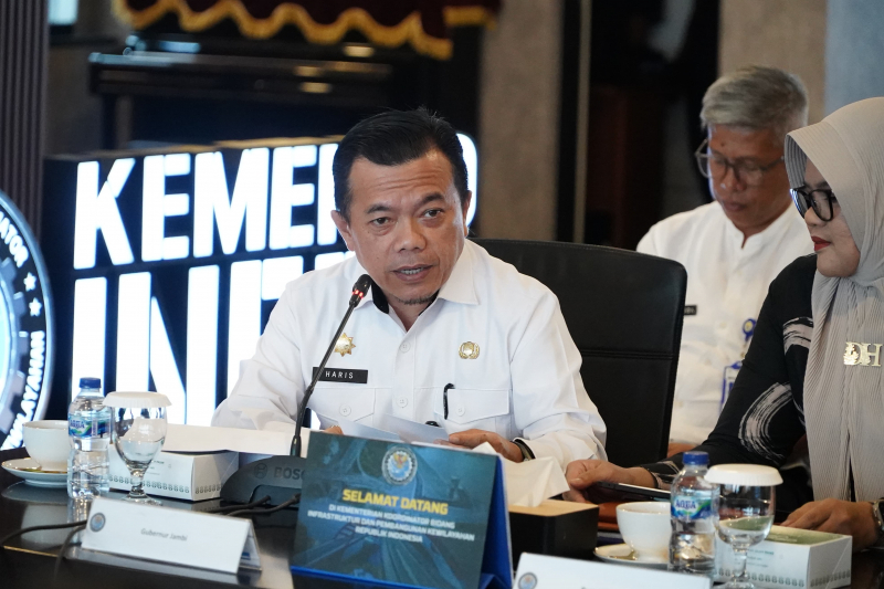 Audensi Gubernur Jambi dan bupati-wali kota di Jambi bersama Menko Bidang Infrastruktur dan Pembangunan Kewilayahan, Agus Harimurti Yudoyono (AHY), Rabu (16/7).
