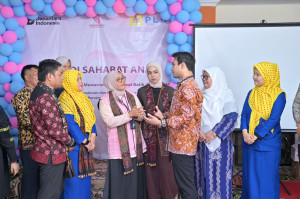 Tinjau Pelatihan Batik dan Tari di SLB, Diza: 