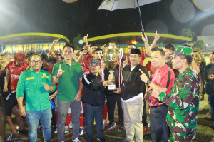 Anwar Sadat Resmi Tutup Turnamen Bupati Cup 2025, Ini Juaranya!