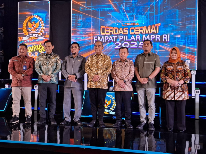 Gubernur Jambi Al Haris Dampingi Ketua MPR Ahmad Muzani Buka Lomba Cerdas Cermat Empat Pilar MPR RI 2025
