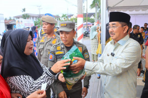 Bupati Kembali Gelar Operasi Pasar Murah, Penuhi Warga yang Belum Kebagian