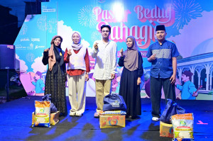 Wawako Diza Serahkan Hadiah Lomba Bagi Para Pemenang Senandung Cinta Ramadan