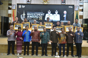 Pemerintah Kota Jambi Beri Penghargaan Bagi Pelaku Usaha dan Ivestor 